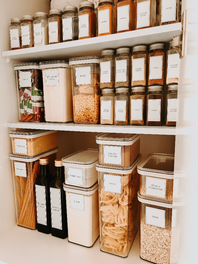3.4L SQUARE PANTRY STORAGE CONTAINER